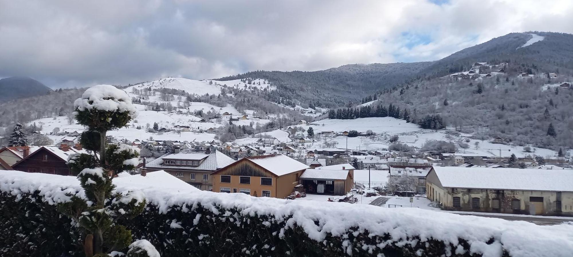 Chalet Le P'Ti Lu Бусан Екстериор снимка